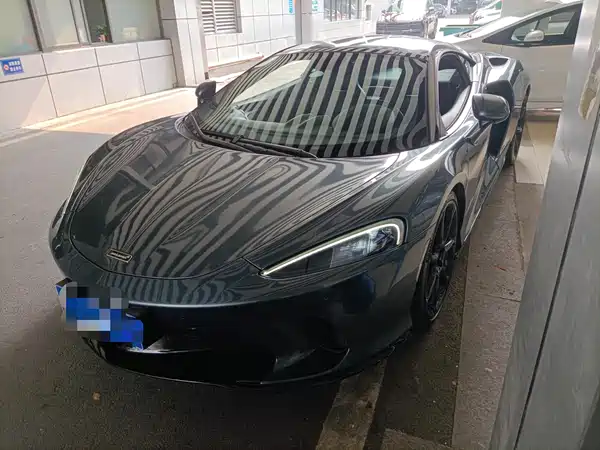 McLaren GT 2021