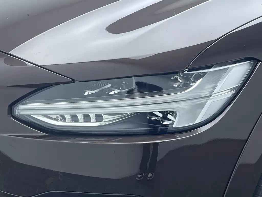 Volvo V90 2019 — фото 11