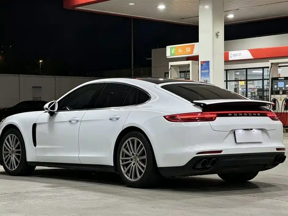 Porsche Panamera 2017 — фото 5