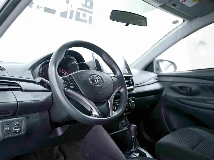 Toyota Vios FS 2023 — фото 11