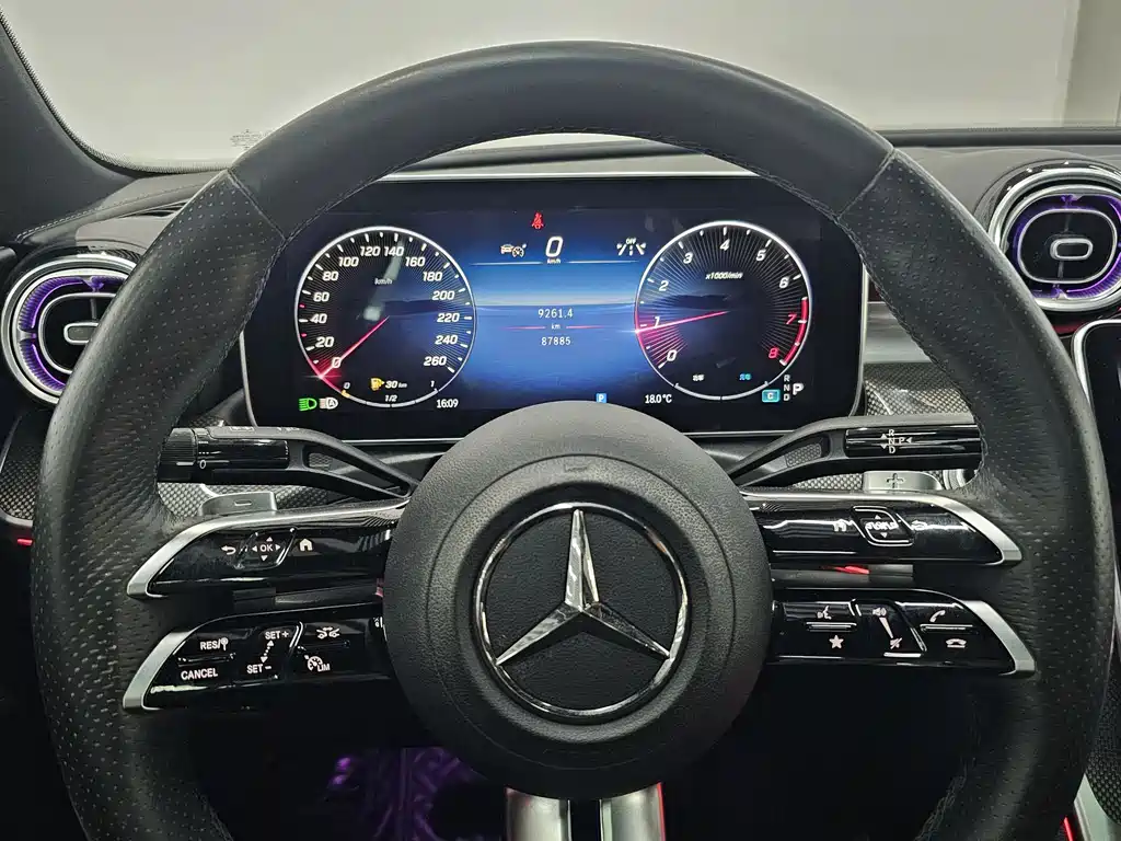 Mercedes-Benz C-Class 2023 — фото 15