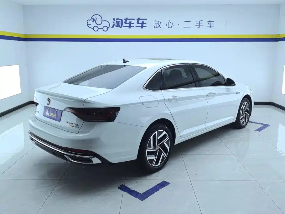Volkswagen Sagitar 2022
