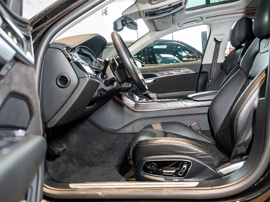 Audi A8 2021