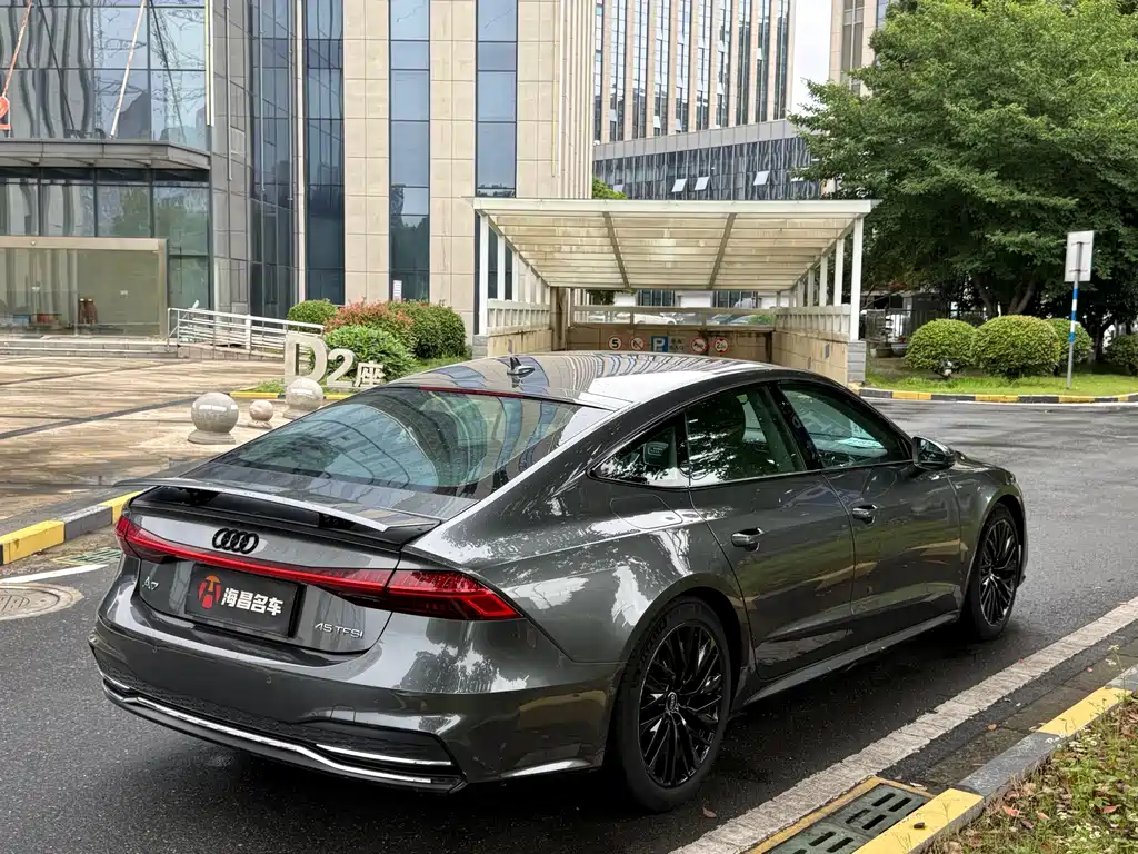 Audi A7 2021 — фото 6