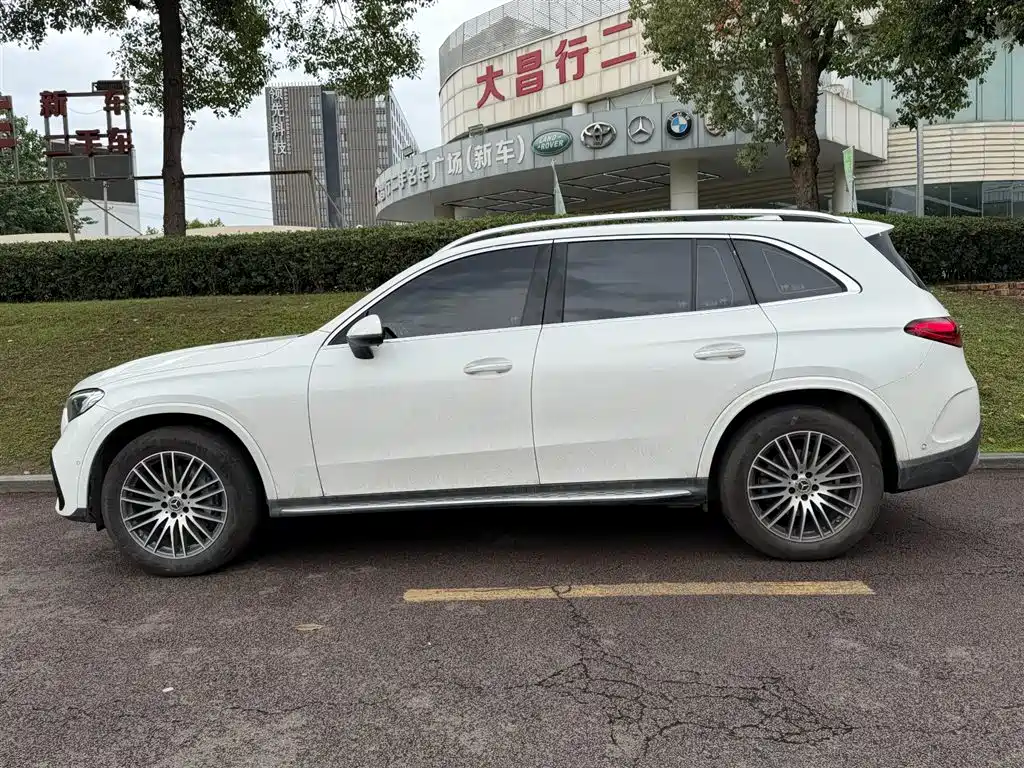 Mercedes-Benz GLC 2024 — фото 3