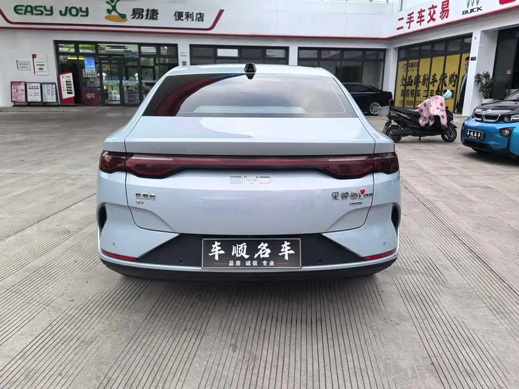 BYD Qin L 2025 — фото 7