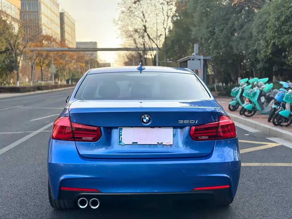 BMW 3 Series 2018