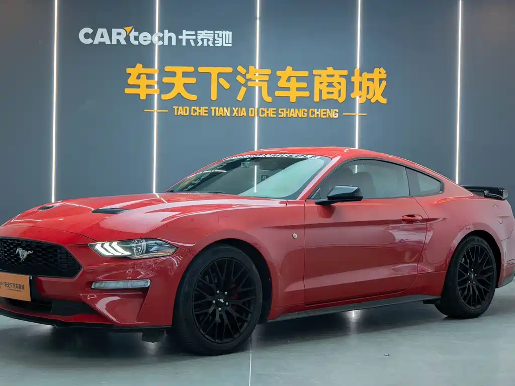 Ford Mustang 2019 — фото 1