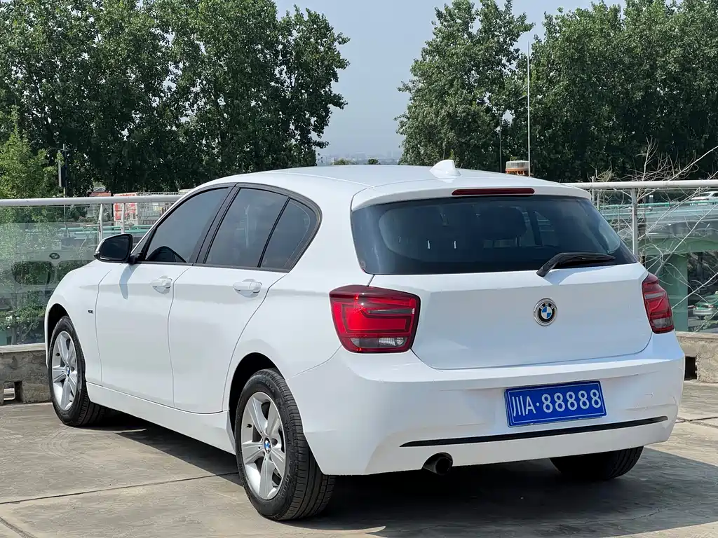 BMW 1 Series 2013 — фото 15