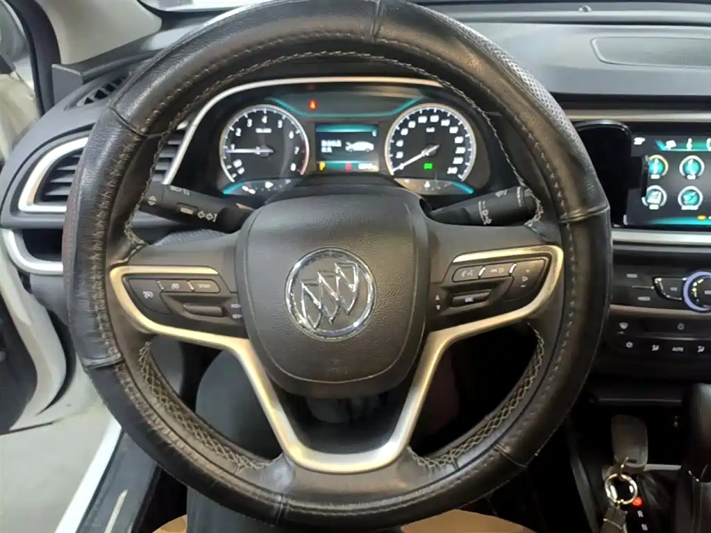 Buick Excelle 2018 — фото 11