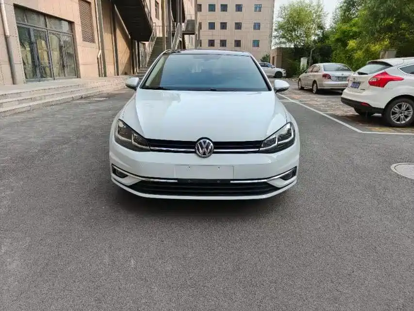 Volkswagen Golf 2020
