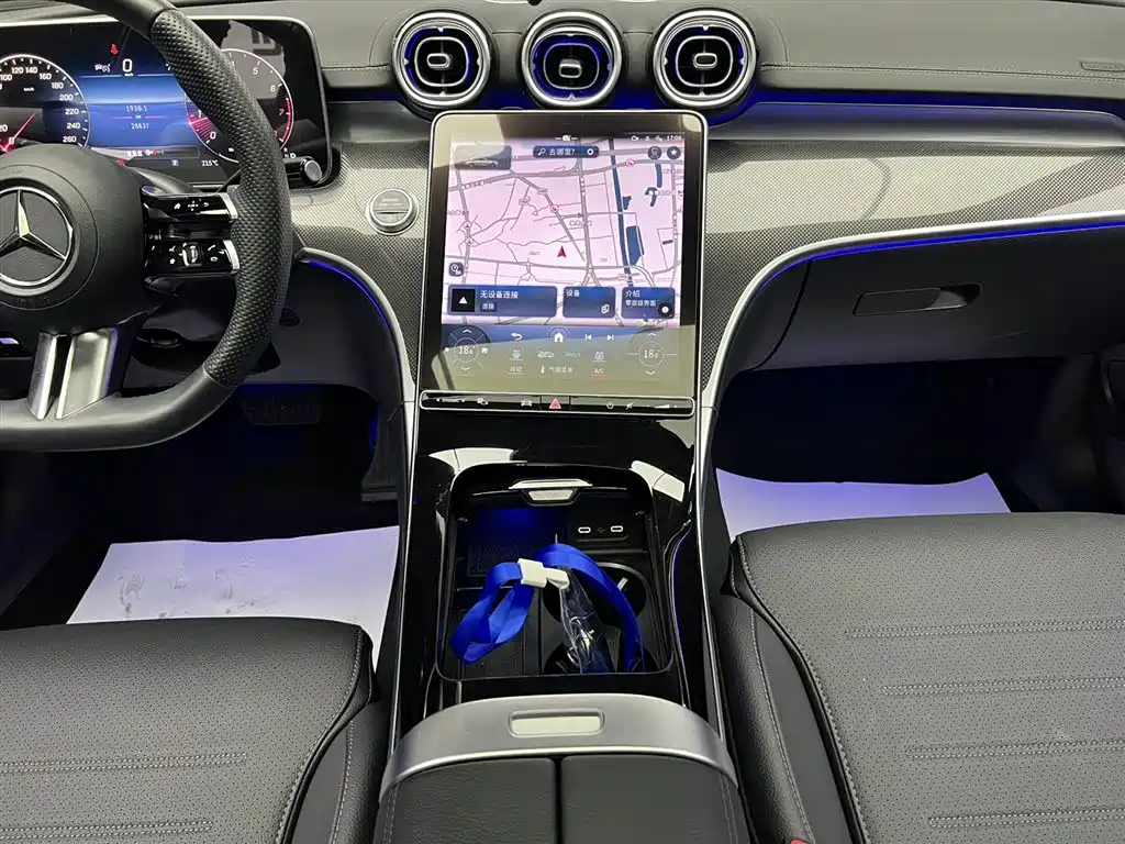 Mercedes-Benz C-Class 2023 — фото 23