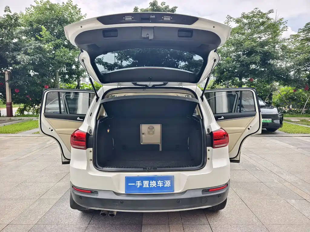 Volkswagen Tiguan 2015 — фото 26