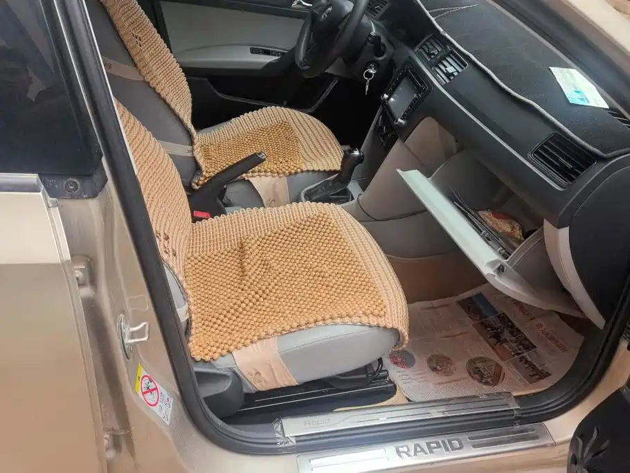 Skoda Rapid 2014