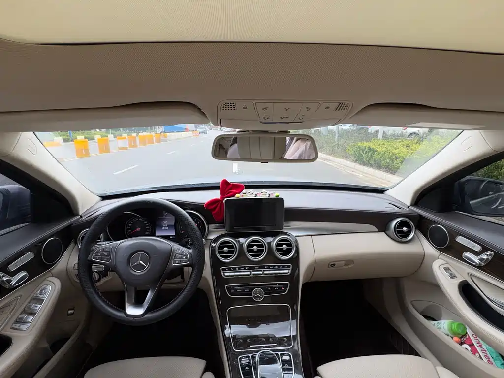 Mercedes-Benz C-Class 2017