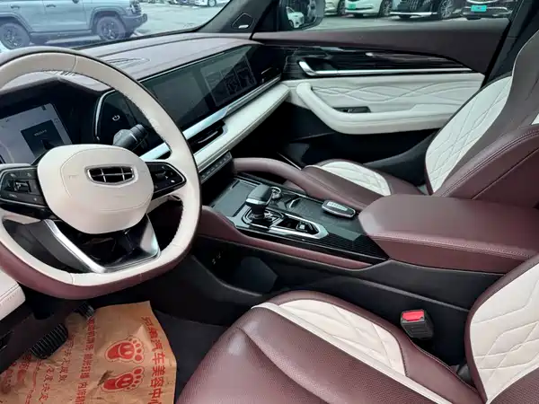Geely Xingyue L 2021