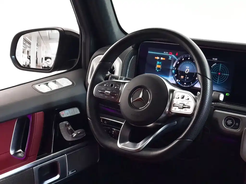 Mercedes-Benz G-Class 2023 — фото 10