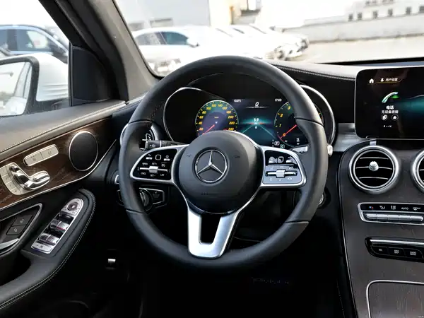 Mercedes-Benz GLC 2021