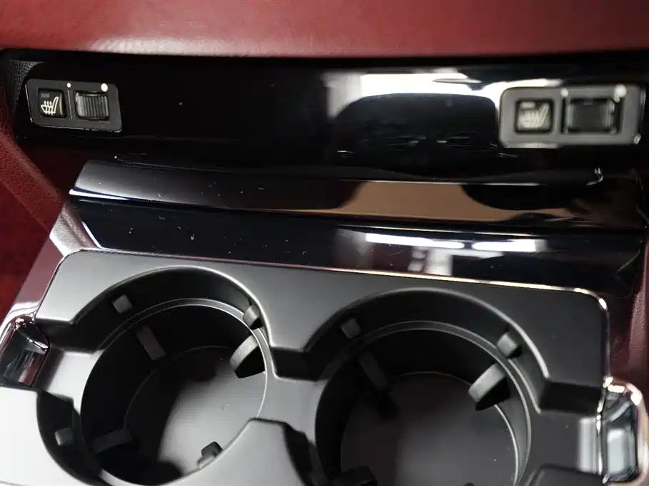 Rolls-Royce Phantom 2012 — фото 18