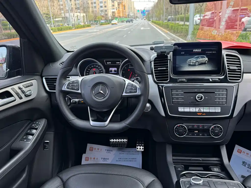 Mercedes-Benz GLE AMG 2018 — фото 7