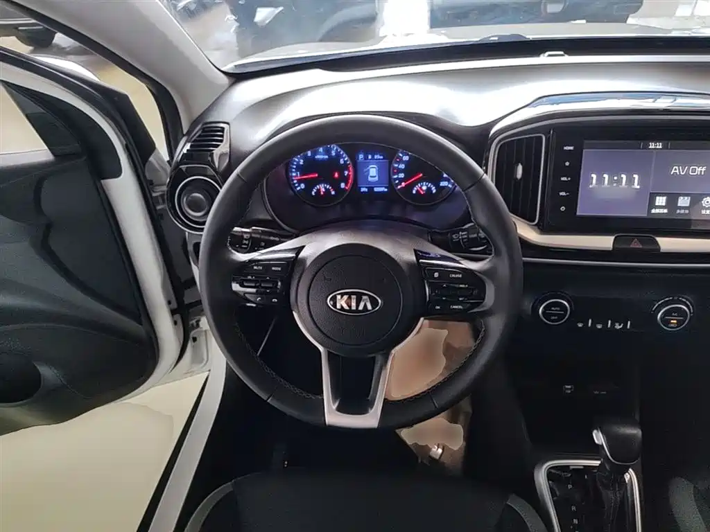 Kia KX1 2021 — фото 11