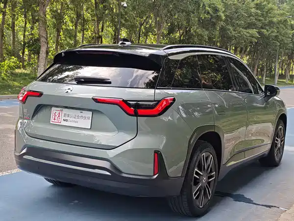 NIO ES6 2021