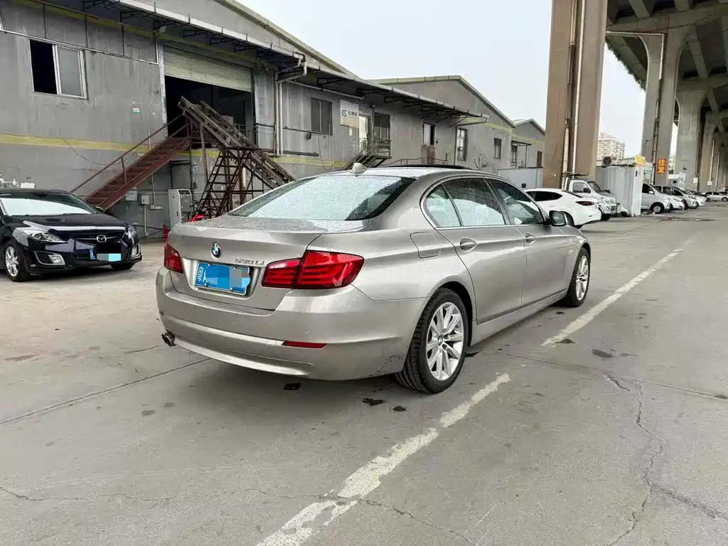 BMW 5 Series 2012