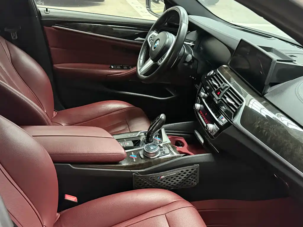BMW 5 Series 2020