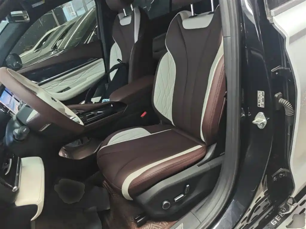 Geely Xingyue L 2023 — фото 15