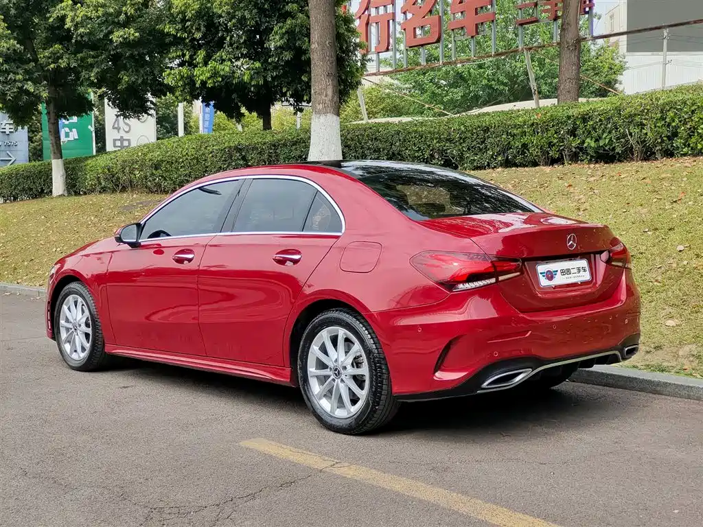 Mercedes-Benz A-Class 2022 — фото 4
