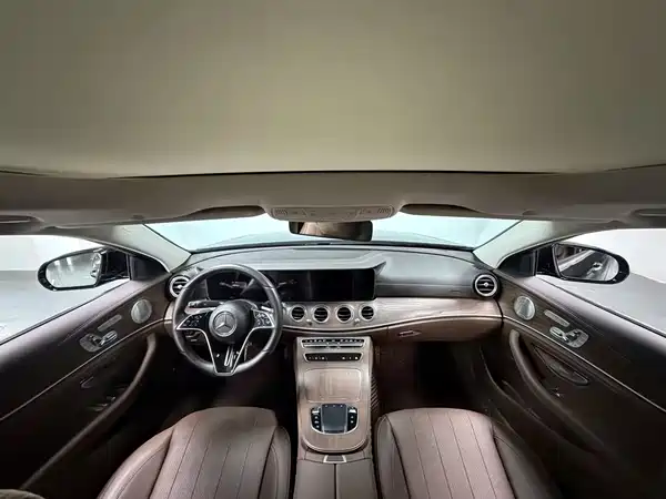 Mercedes-Benz E-Class 2023