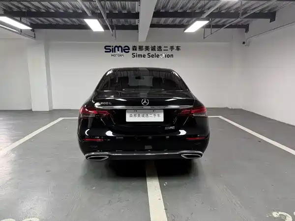 Mercedes-Benz E-Class 2023