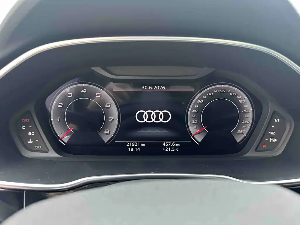 Audi Q3 2022 — фото 18