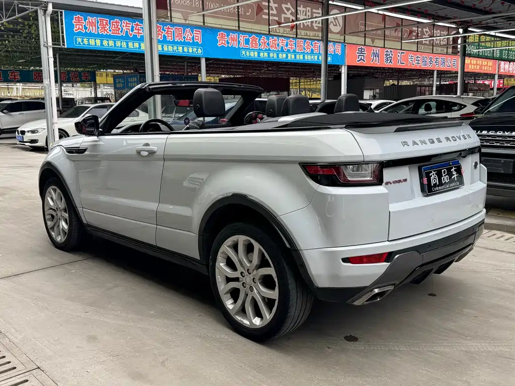 Land Rover Evoque 2018 — фото 17