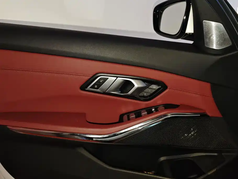 BMW 3 Series 2023