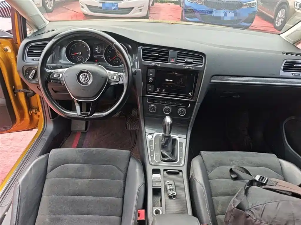 Volkswagen Golf 2018 — фото 10