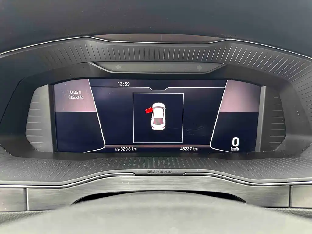 Skoda Speedy 2022 — фото 18