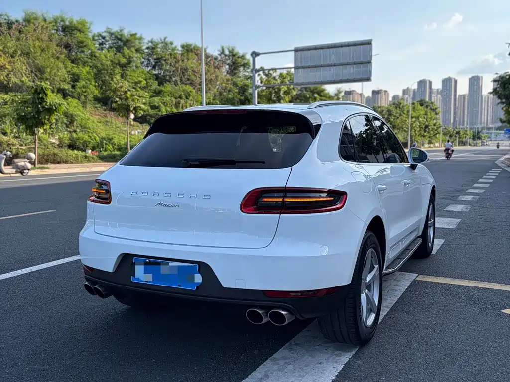 Porsche Macan 2016 — фото 5