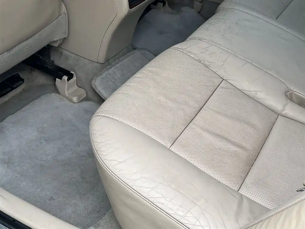 Toyota Camry 2013 — фото 10