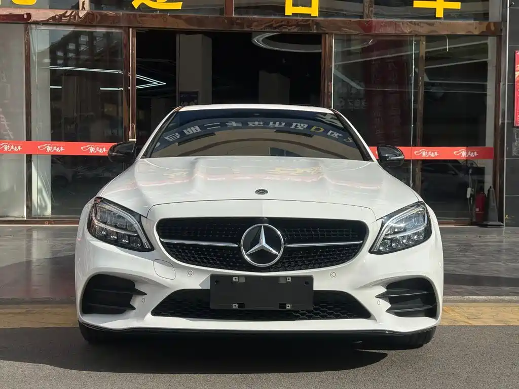 Mercedes-Benz C-Class 2021