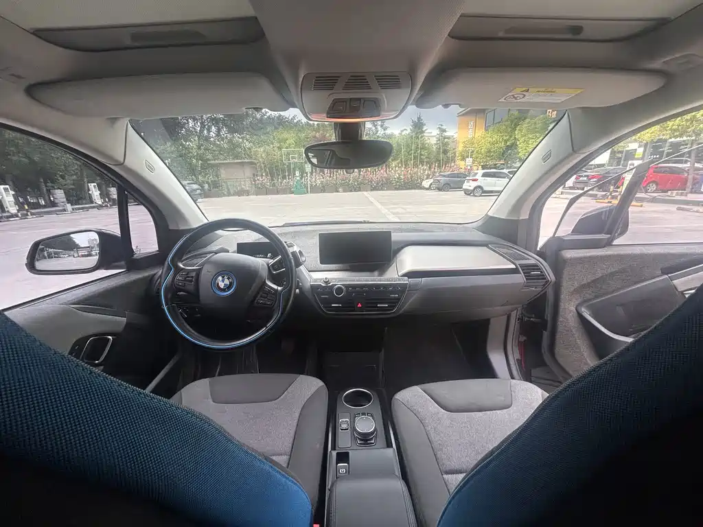 BMW i3 2019 — фото 11