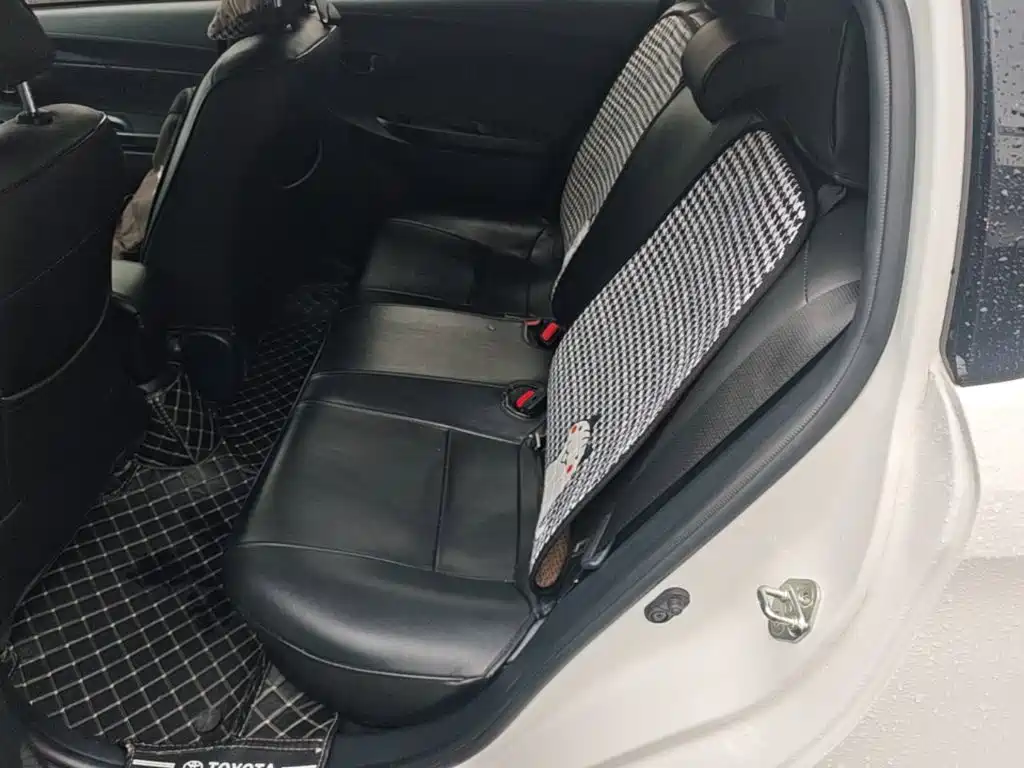 Toyota Yaris L 2021 — фото 17