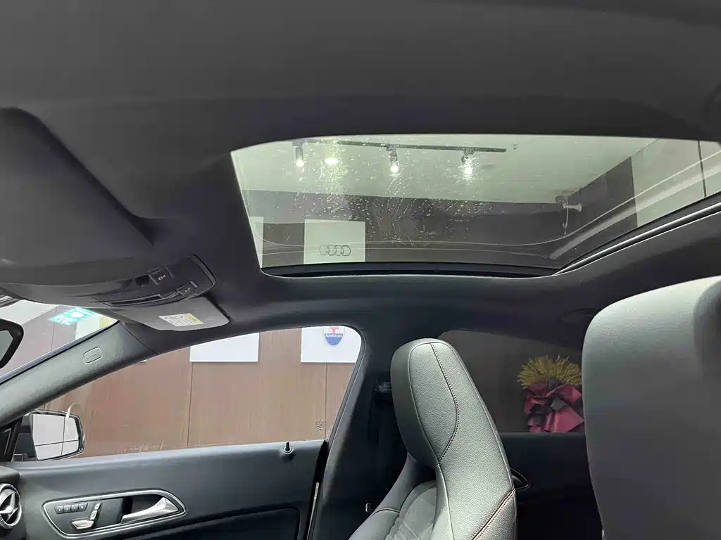 Mercedes-Benz CLA 2017 — фото 15