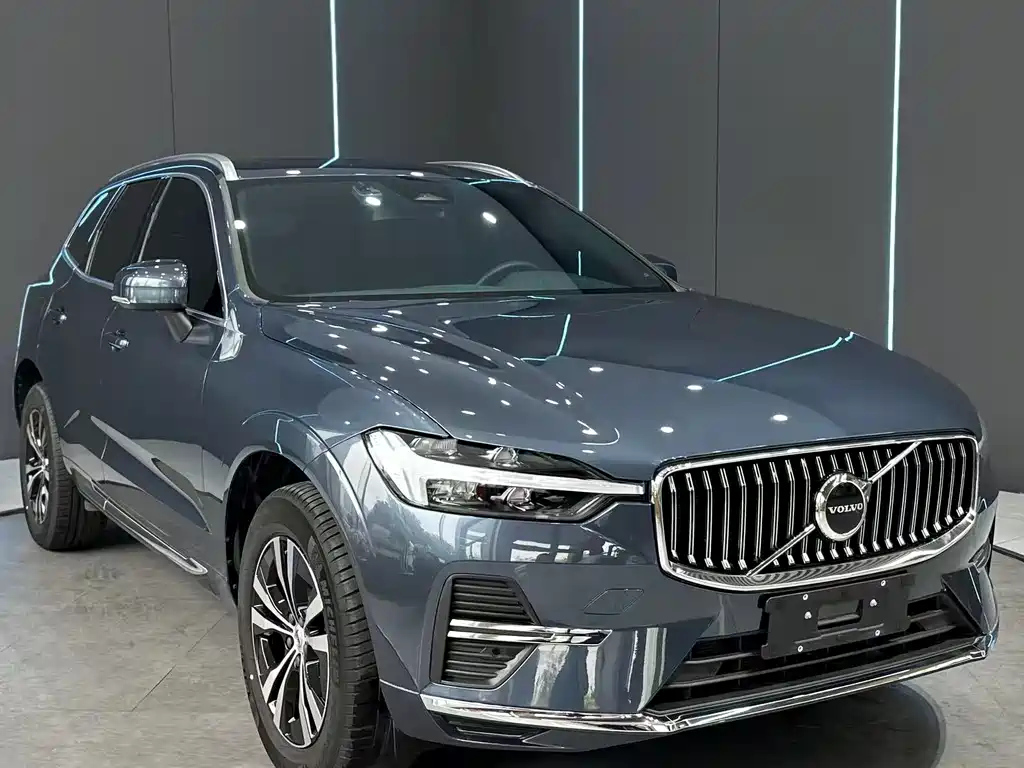 Volvo XC60 2024 — фото 3