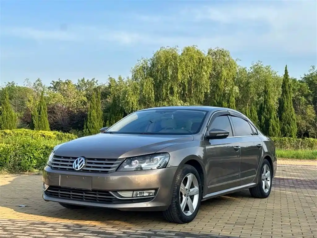 Volkswagen Passat 2012