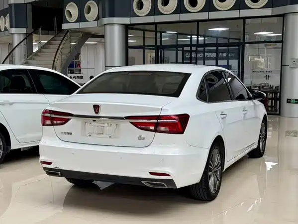 Roewe i6 Classic 2022