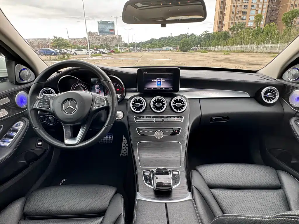 Mercedes-Benz C-Class 2018 — фото 10