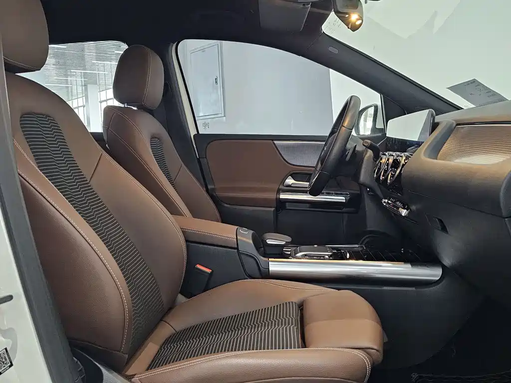 Mercedes-Benz B-Class 2020