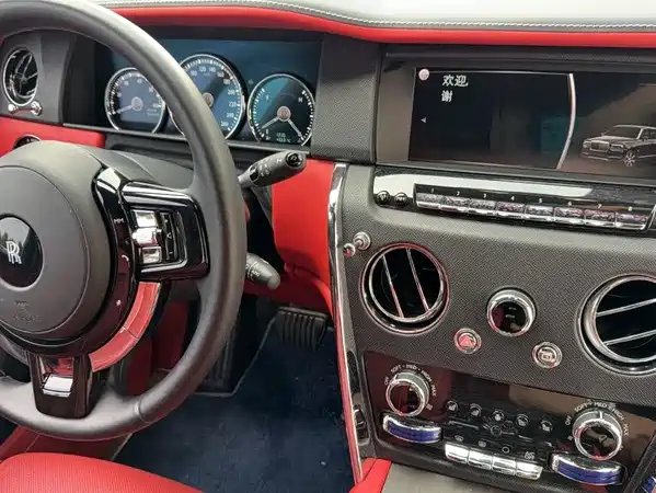 Rolls-Royce Cullinan 2021
