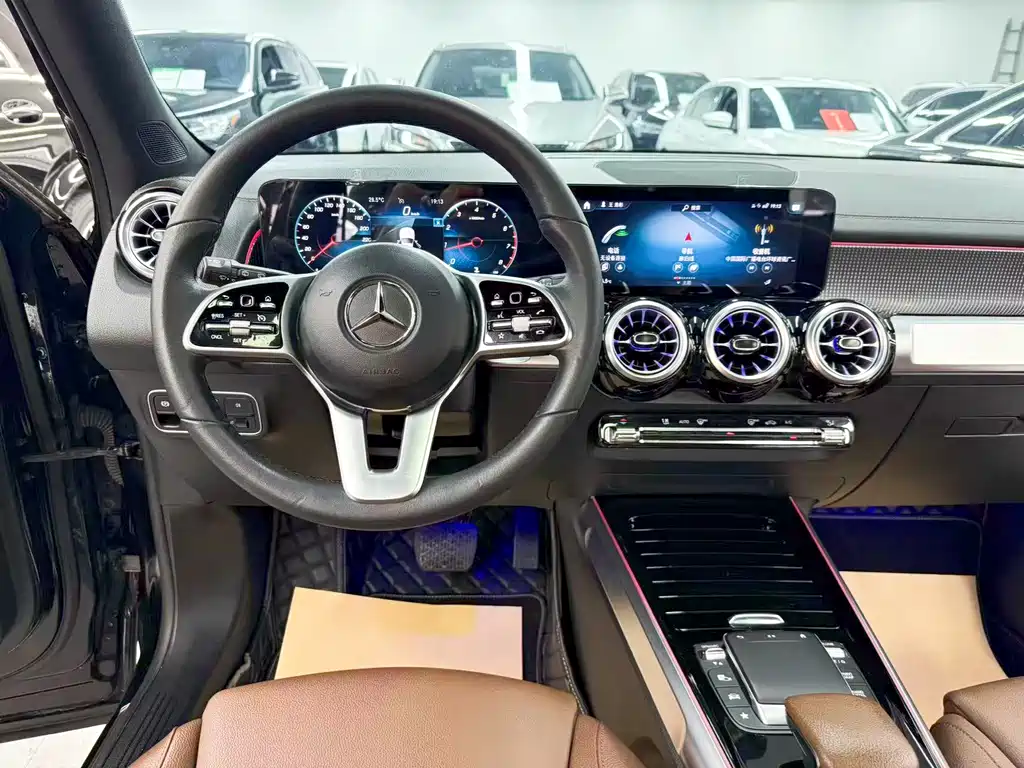 Mercedes-Benz GLB 2022 — фото 15